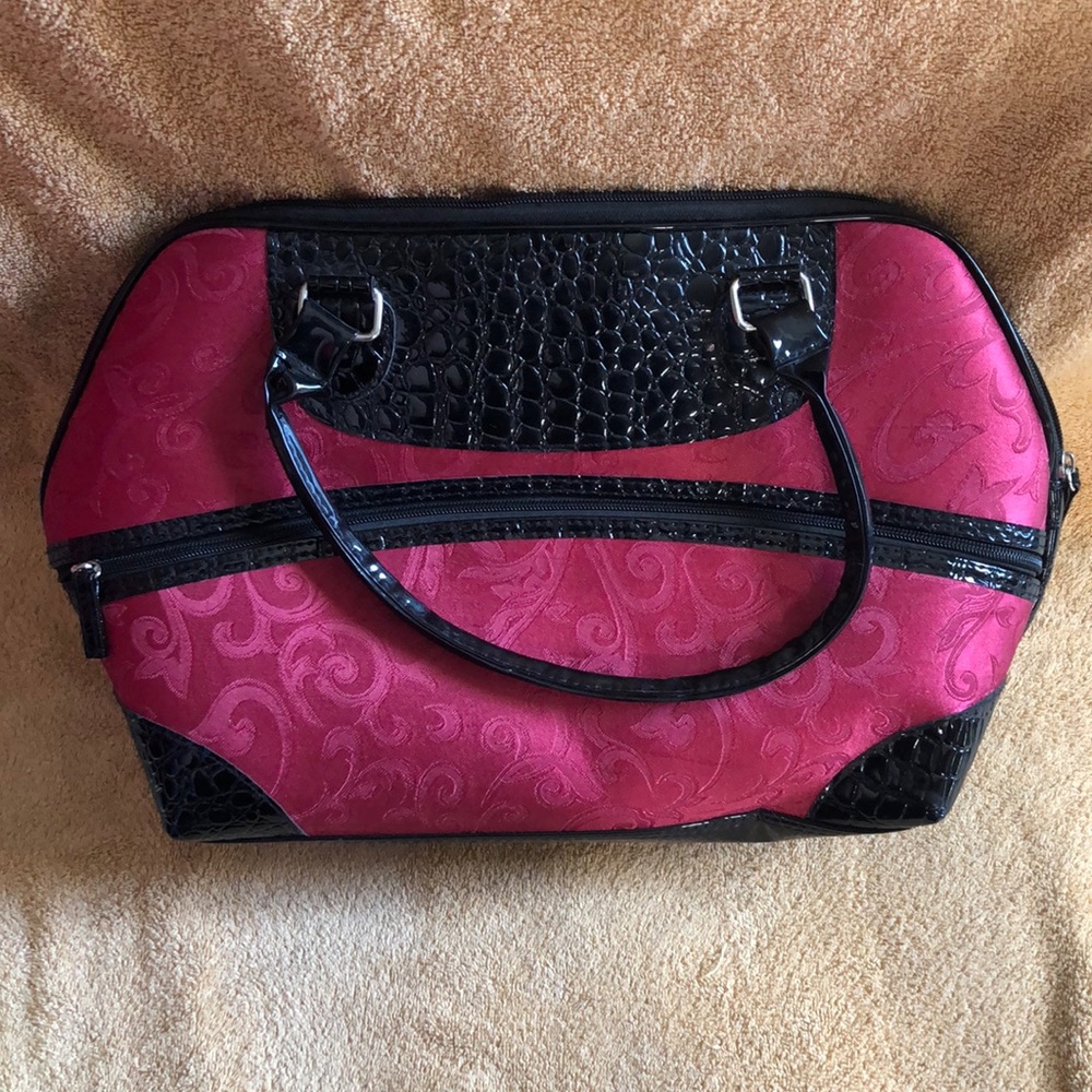 Essence of beauty purse, red in color. No tags but never used.